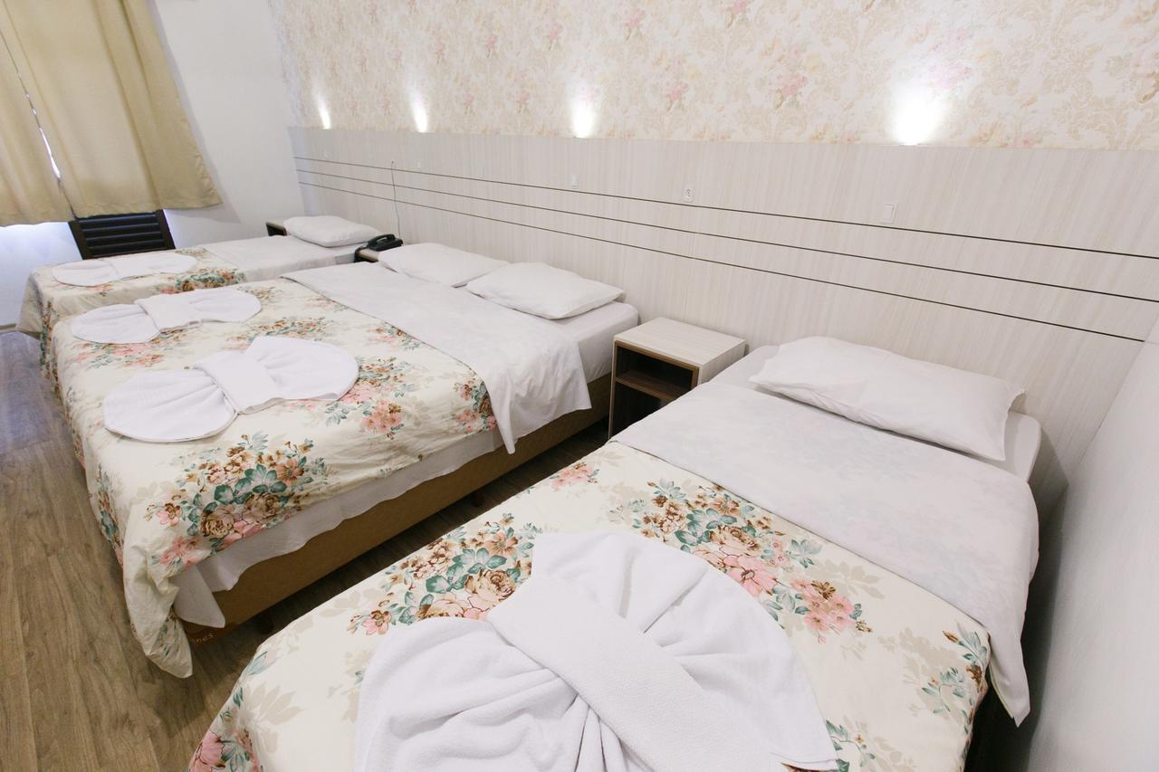 Hotel 13 Linden Treze Tílias エクステリア 写真