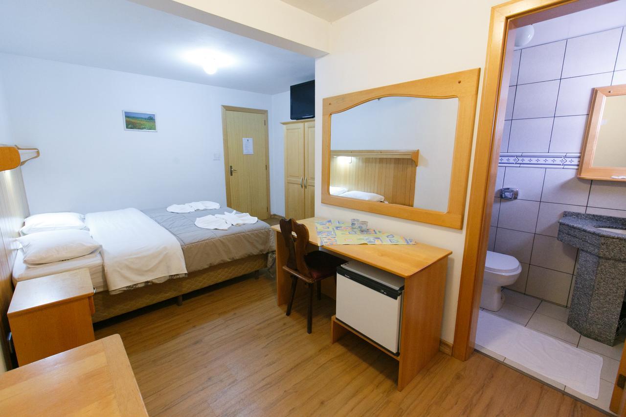Hotel 13 Linden Treze Tílias エクステリア 写真