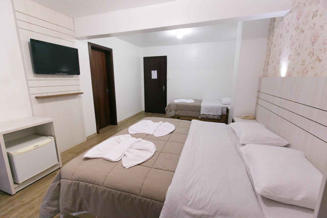 Hotel 13 Linden Treze Tílias エクステリア 写真