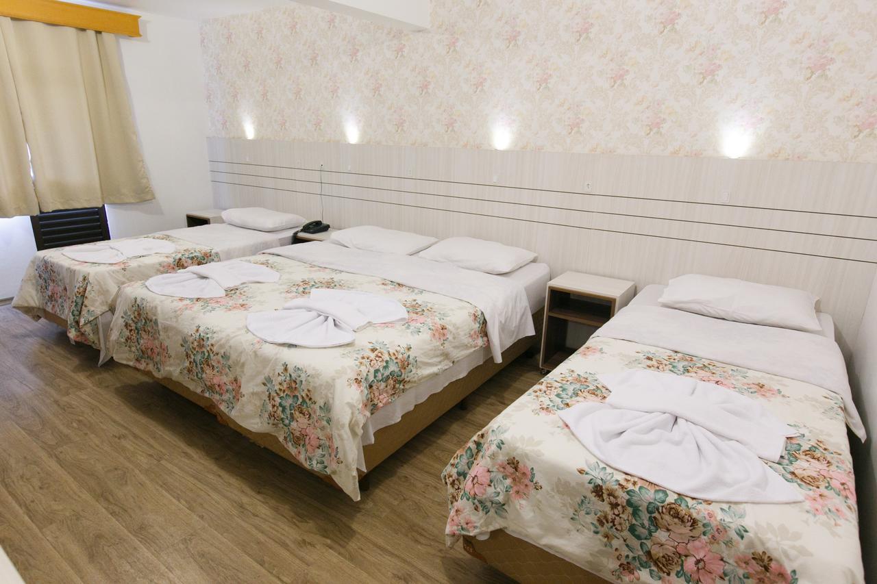 Hotel 13 Linden Treze Tílias エクステリア 写真