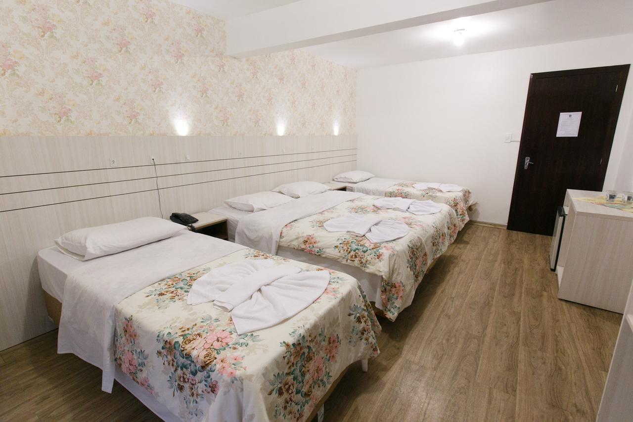 Hotel 13 Linden Treze Tílias エクステリア 写真